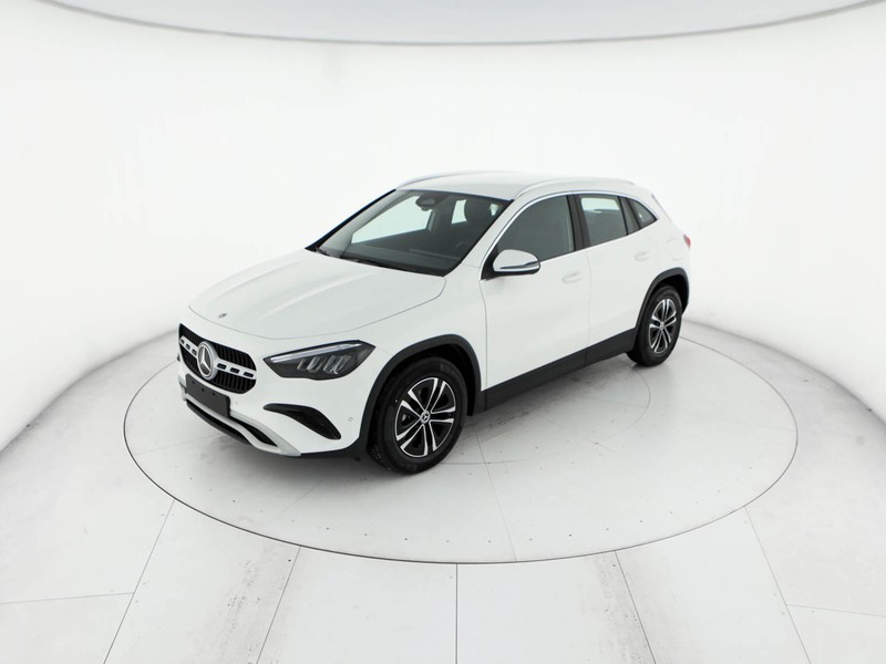 Mercedes GLA 200 d advanced 4matic auto diesel bianco