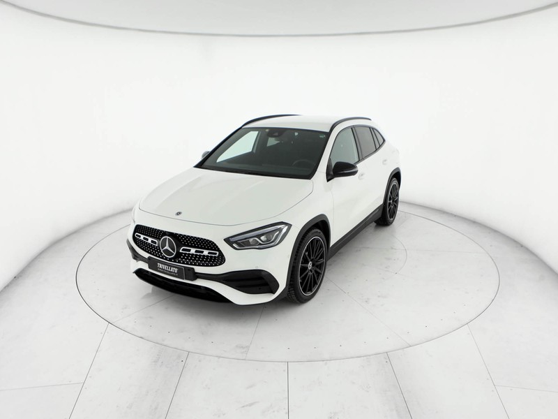 Mercedes GLA 200 d premium auto