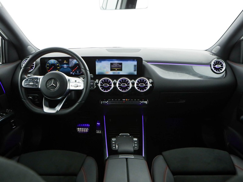 Mercedes GLA 200 d premium auto