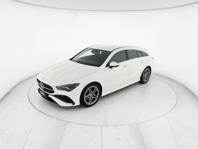 Mercedes CLA Shooting Brake  200 d amg line advanced plus auto diesel bianco