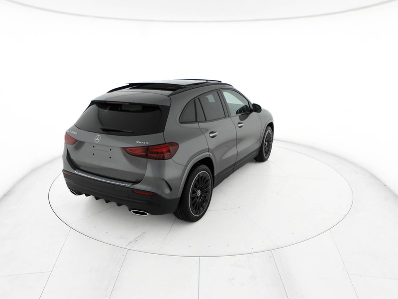 Mercedes GLA 200 d amg line advanced plus 4matic auto diesel grigio