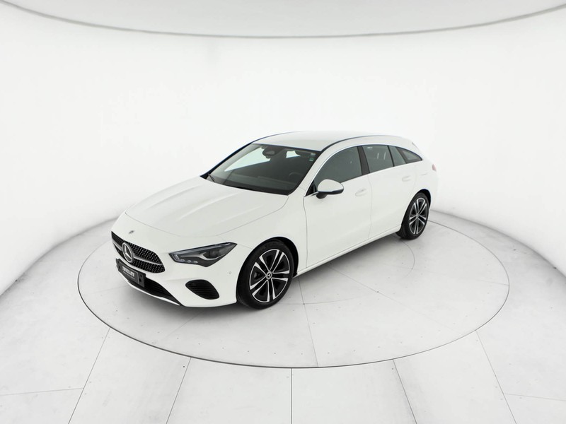 Mercedes CLA Shooting Brake  180 d progressive advanced plus auto diesel bianco