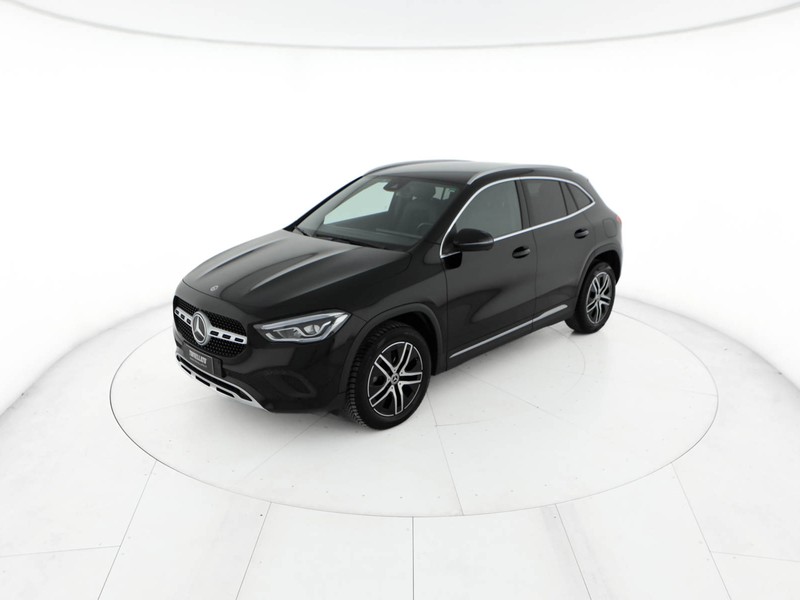 Mercedes GLA 200 d sport plus auto diesel nero