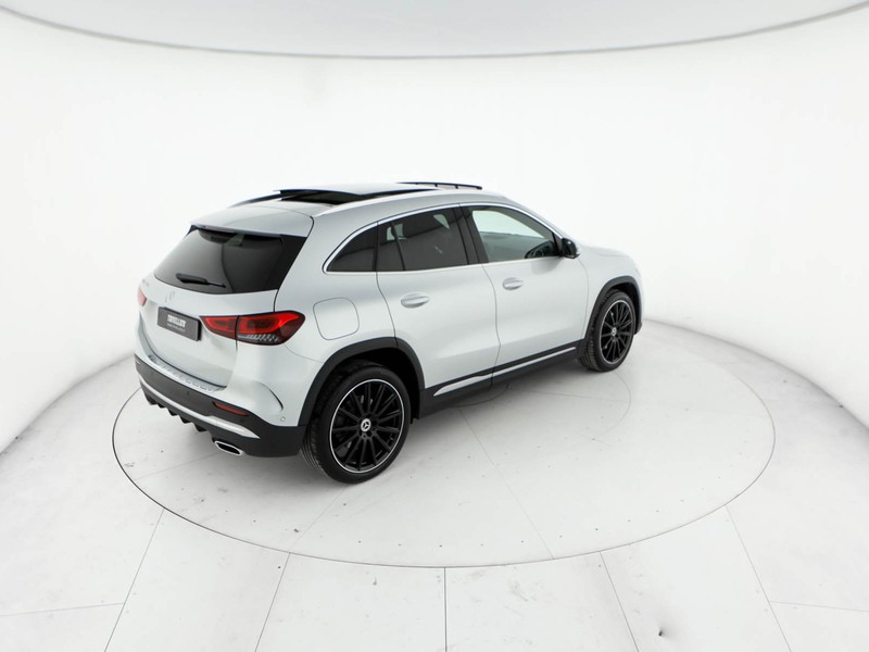 Mercedes GLA 250 e phev (eq-power) premium auto ibrido argento