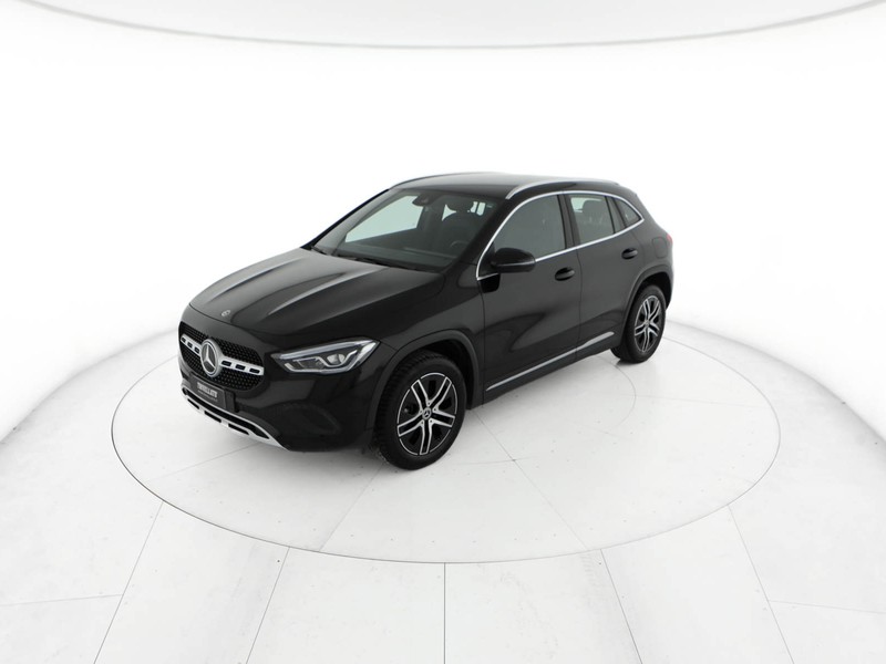 Mercedes GLA 200 d sport plus auto diesel nero