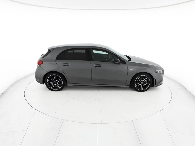 Mercedes Classe A A 180 Premium auto benzina argento