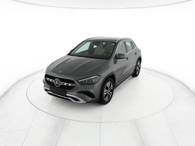 Mercedes GLA 200 d progressive advanced auto diesel grigio