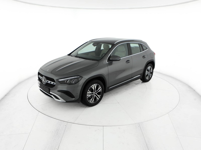 Mercedes GLA 200 d progressive advanced auto diesel grigio