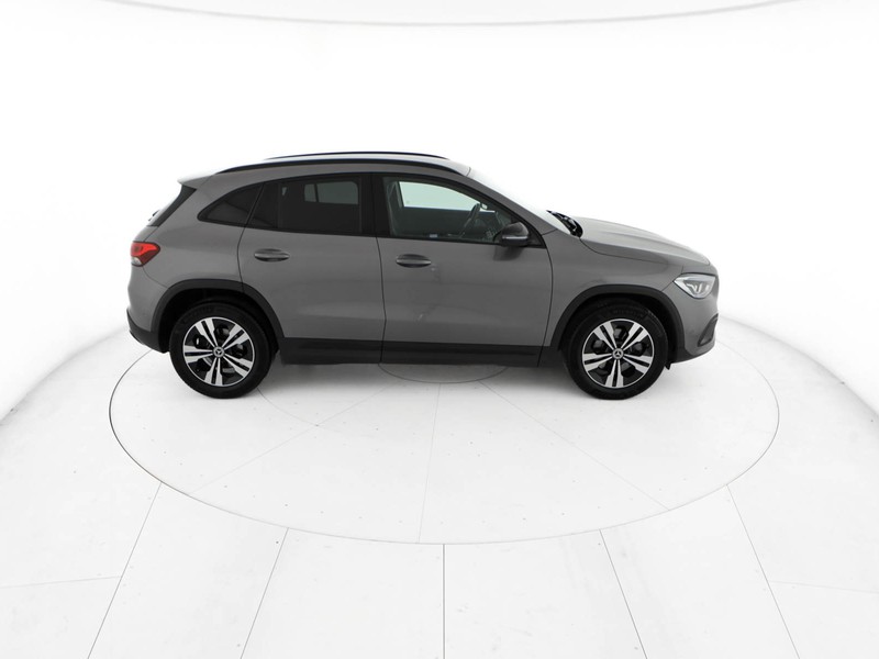 Mercedes GLA 200 d sport auto diesel grigio