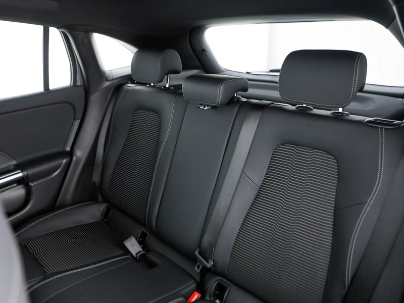 Mercedes GLA 200 d sport plus auto