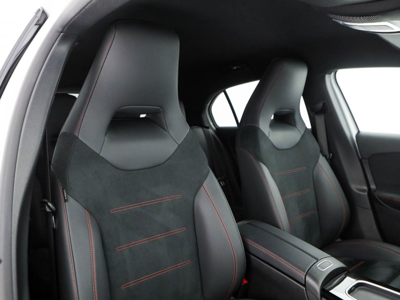 Mercedes Classe A 200 d amg line premium auto