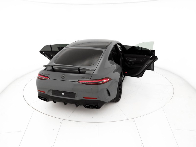 AMG GT-4 Mercedes-AMG Coup4 43 4MATIC+ Mil