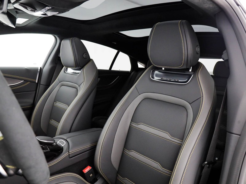 AMG GT-4 Mercedes-AMG Coup4 43 4MATIC+ Mil