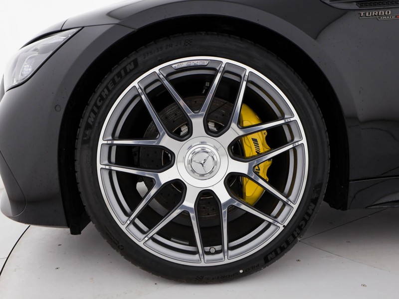 AMG GT-4 Mercedes-AMG Coup4 43 4MATIC+ Mil
