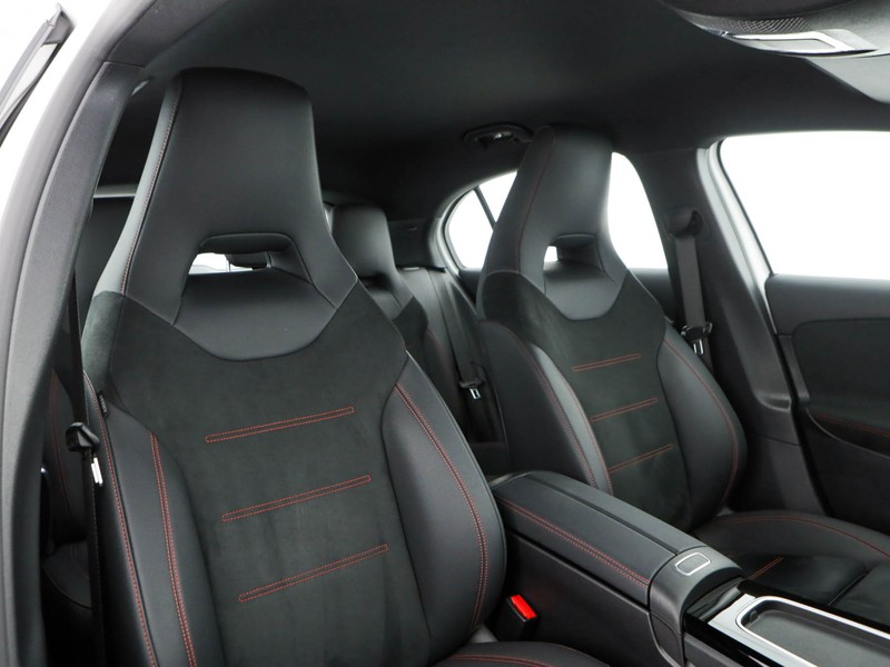 Mercedes Classe A 180 amg line advanced plus auto