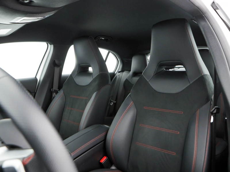 Mercedes Classe A 180 amg line advanced plus auto