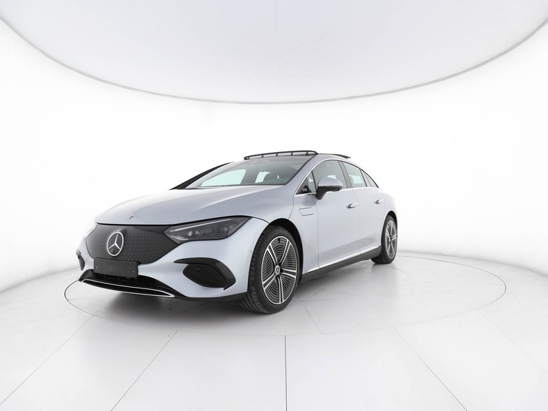 Mercedes EQE 300 premium tech edition