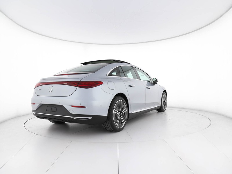 Mercedes EQE 300 premium tech edition