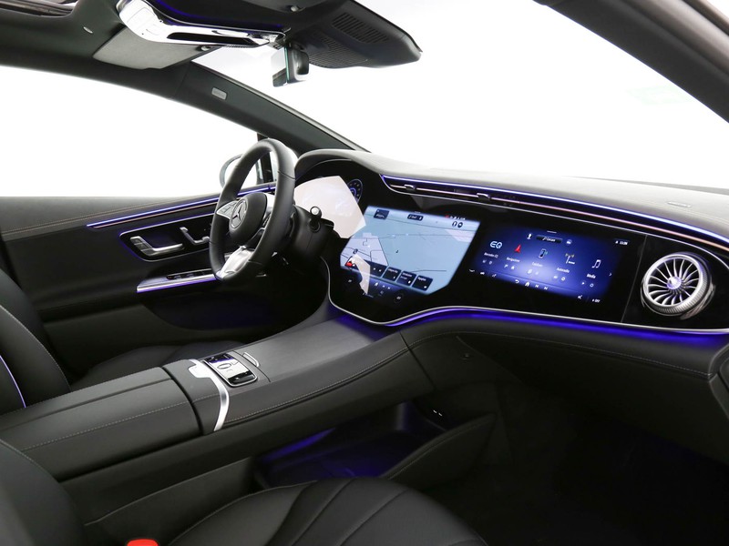 Mercedes EQE 300 premium tech edition