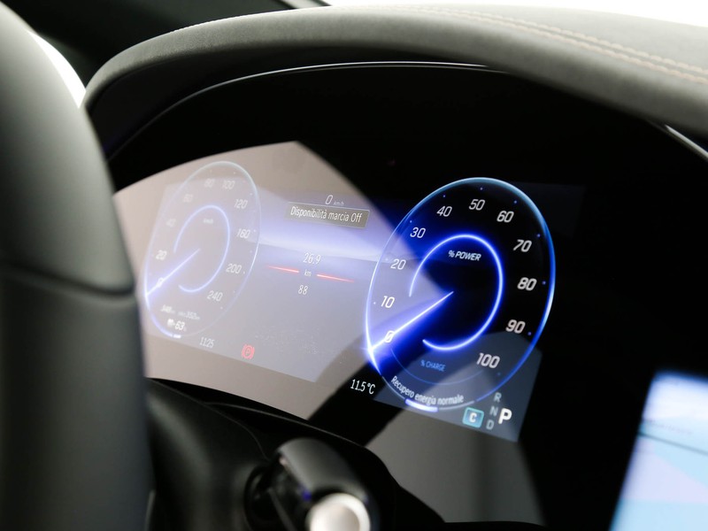 Mercedes EQE 300 premium tech edition