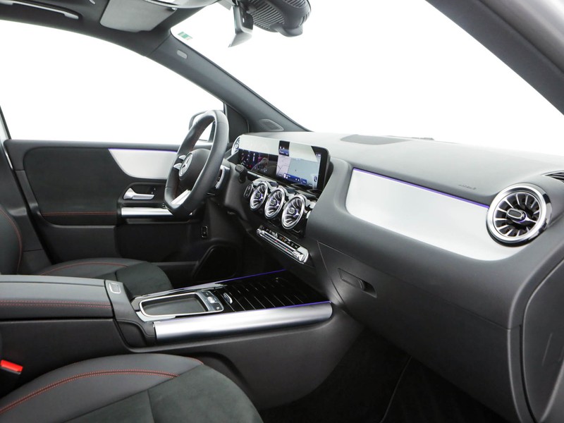 Mercedes Classe B 180 d amg line premium auto diesel argento