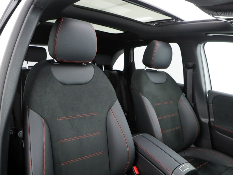 Mercedes Classe B 180 d amg line premium auto diesel argento