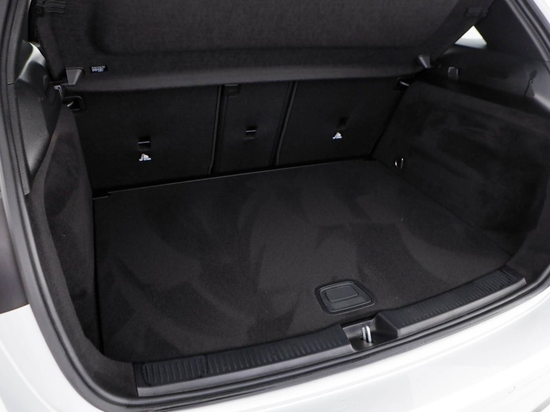 Mercedes Classe B 180 d amg line premium auto diesel argento