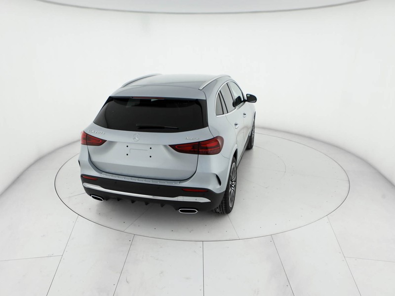 Mercedes GLA 200 d amg line advanced plus 4matic auto