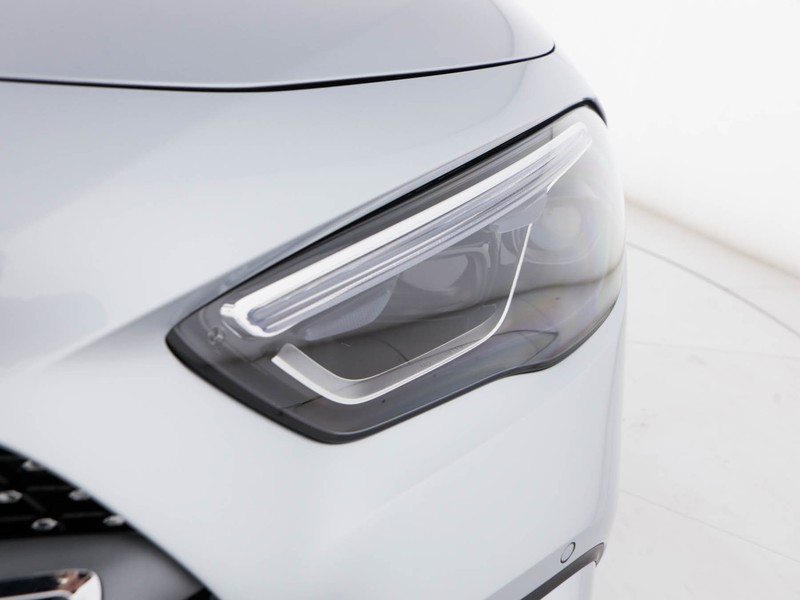 Mercedes GLA 200 d amg line advanced plus 4matic auto