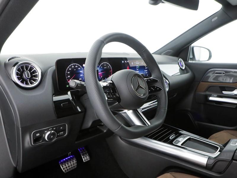 Mercedes GLA 200 d amg line advanced plus 4matic auto