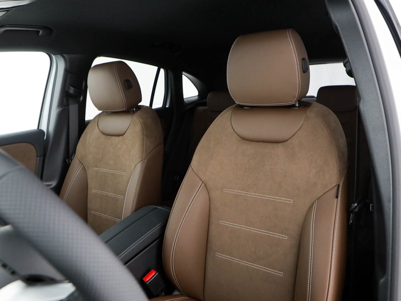 Mercedes GLA 200 d amg line advanced plus 4matic auto