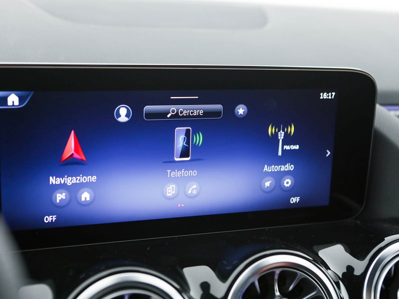 Mercedes GLA 200 d amg line advanced plus 4matic auto