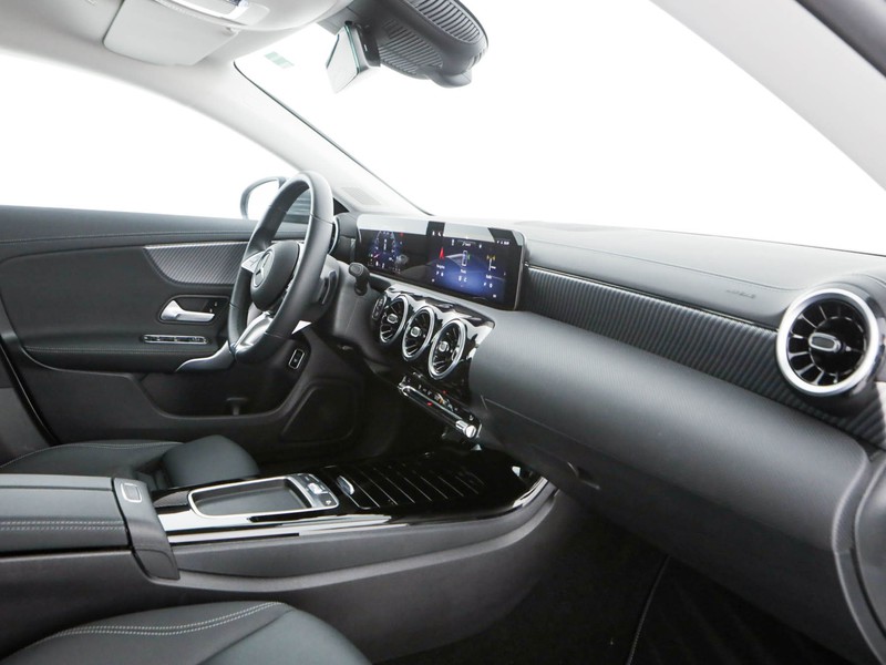 Mercedes CLA Shooting Brake  180 d progressive advanced auto diesel grigio
