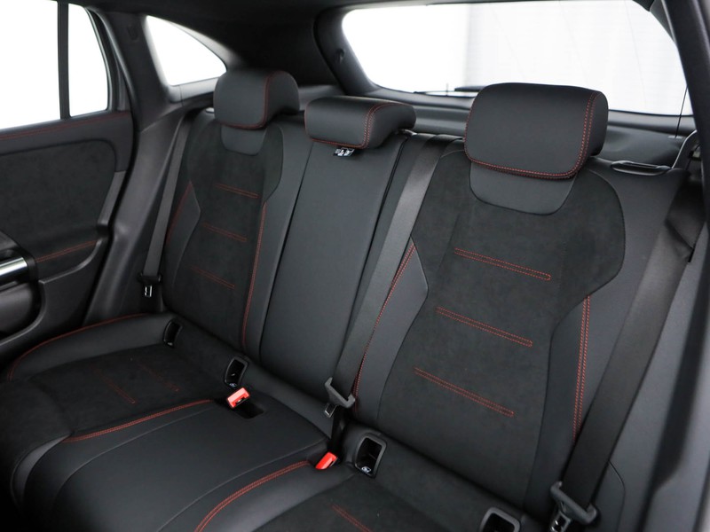 Mercedes GLA 200 d amg line advanced plus tech edition auto