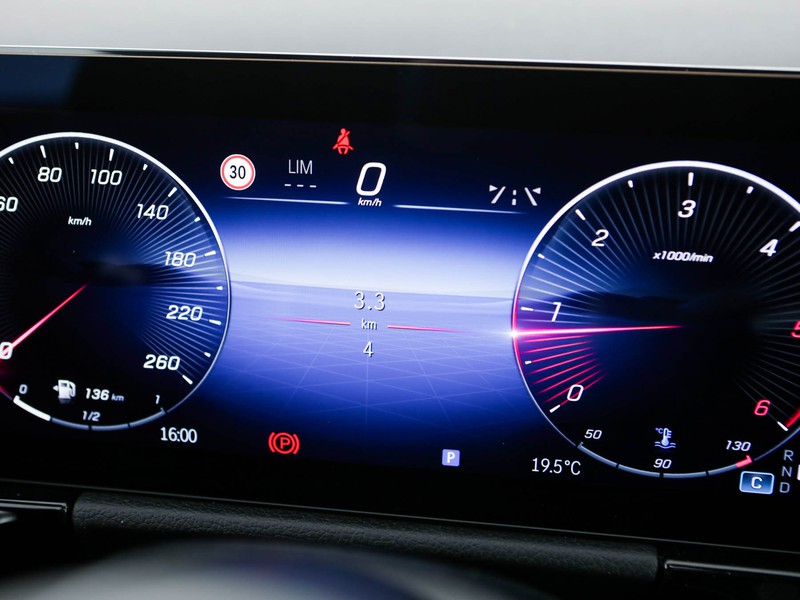 Mercedes GLA 200 d amg line advanced plus tech edition auto