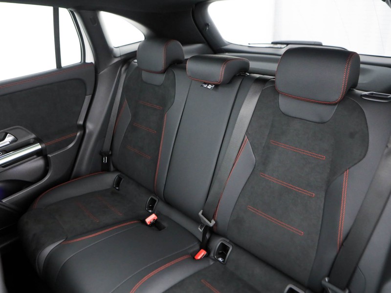 Mercedes GLA 200 d amg line advanced plus tech edition auto
