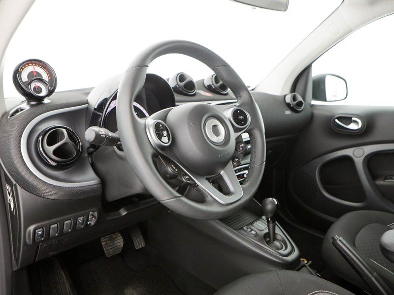 Smart Fortwo eq passion 4,6kw elettrica nero