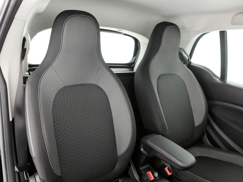 Smart Fortwo eq passion 4,6kw elettrica nero