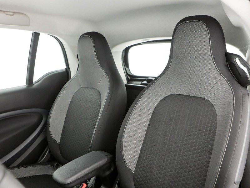 Smart Fortwo eq passion 4,6kw elettrica nero