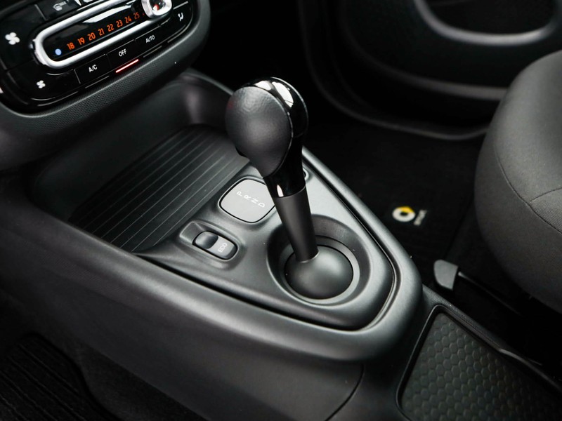 Smart Fortwo eq passion 4,6kw elettrica nero