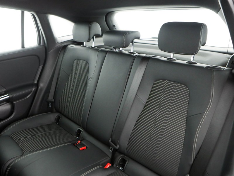 Mercedes GLA 250 e phev (eq-power) sport plus auto ibrido grigio