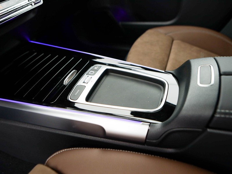 AMG GLB amg 35 amg line premium 4matic auto 7p.ti ibrido bianco