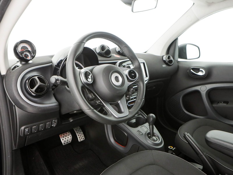 Smart Fortwo 0.9 t passion 90cv twinamic my18