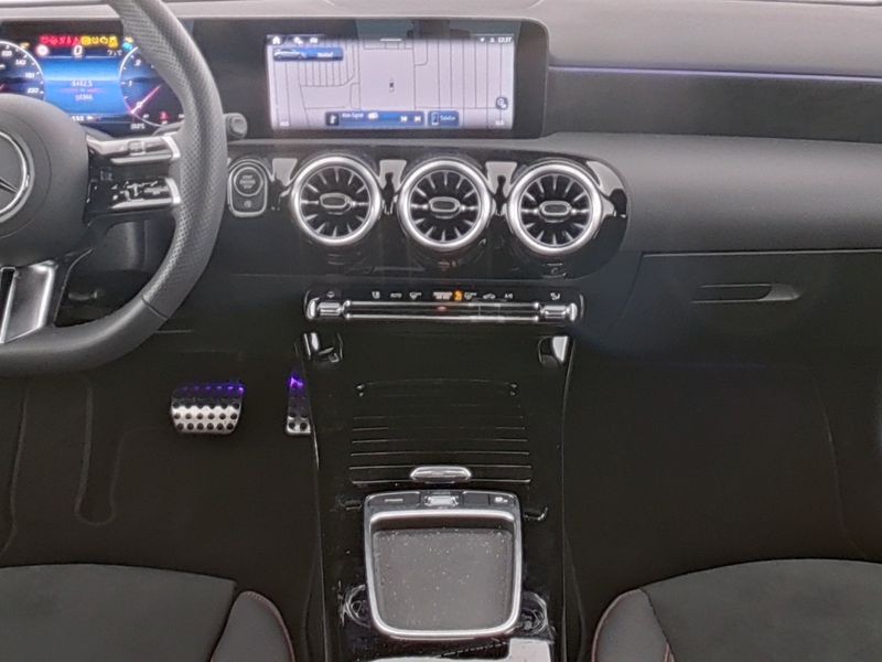Mercedes Classe A 180 d amg line advanced plus auto