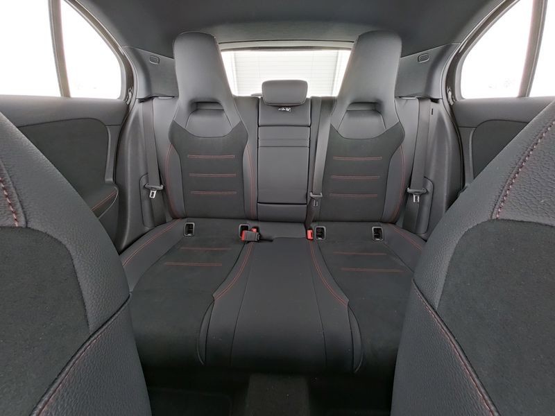 Mercedes Classe A 180 d amg line advanced plus auto