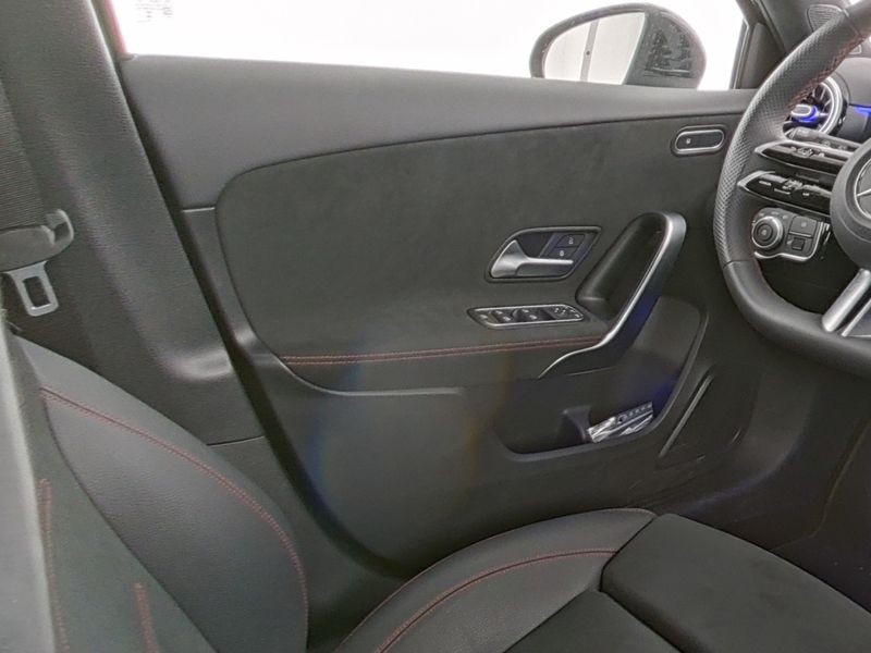 Mercedes Classe A 180 d amg line advanced plus auto