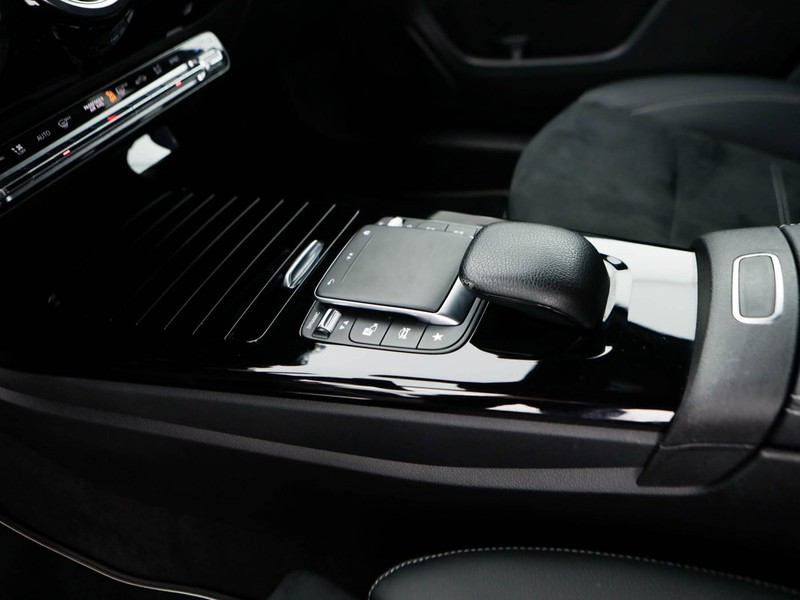 Mercedes Classe A 180 d premium night edition auto diesel nero
