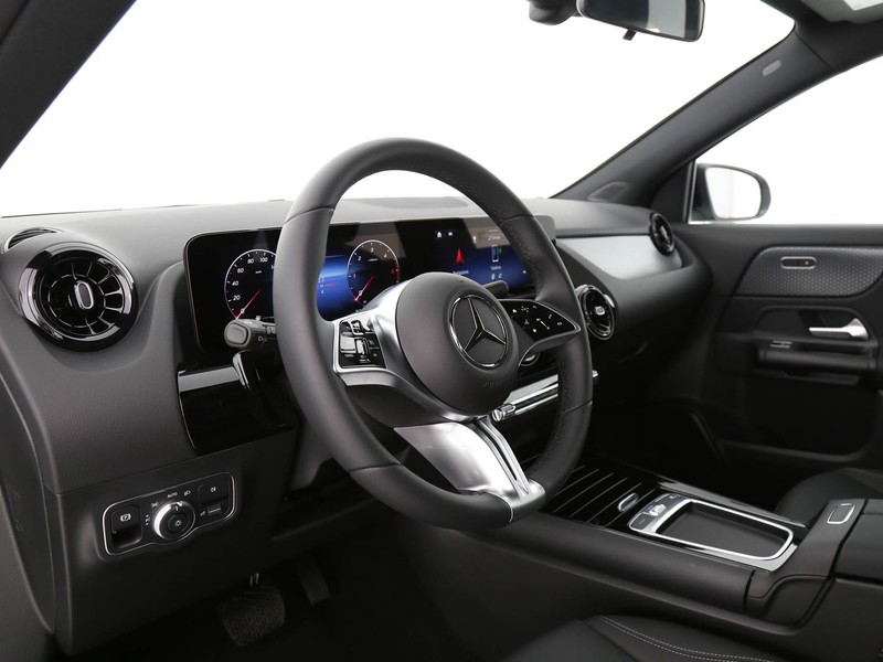 Mercedes GLA 180 d advanced auto