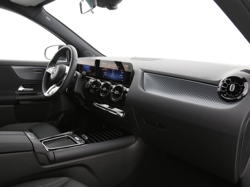Mercedes GLA 180 d advanced auto