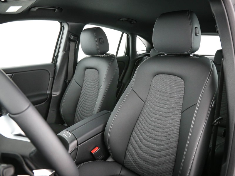 Mercedes GLA 180 d advanced auto